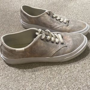 Vans gold glitter size 6 1/2.  EUC